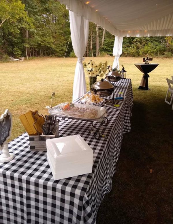 Tables and Chairs – Fredericksburg Rentals